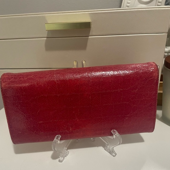 Miu Miu crocodile embossed Wallet in Peonia Fuschia - Picture 2 of 16